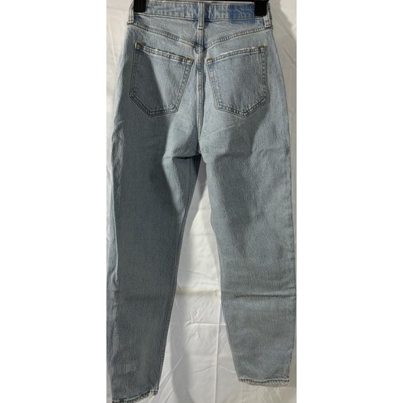 NWT Abercrombie & Fitch Relaxed Jeans - Picture 6 of 6